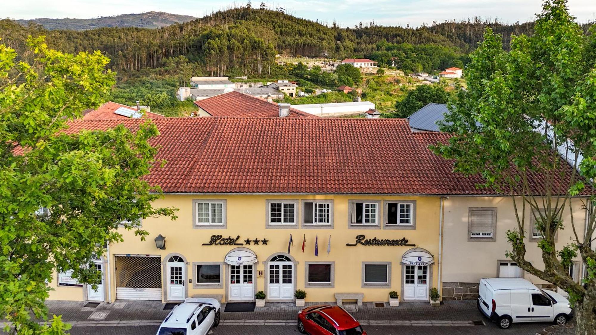 Hotel Ulveira Oliveira de Frades Exterior photo